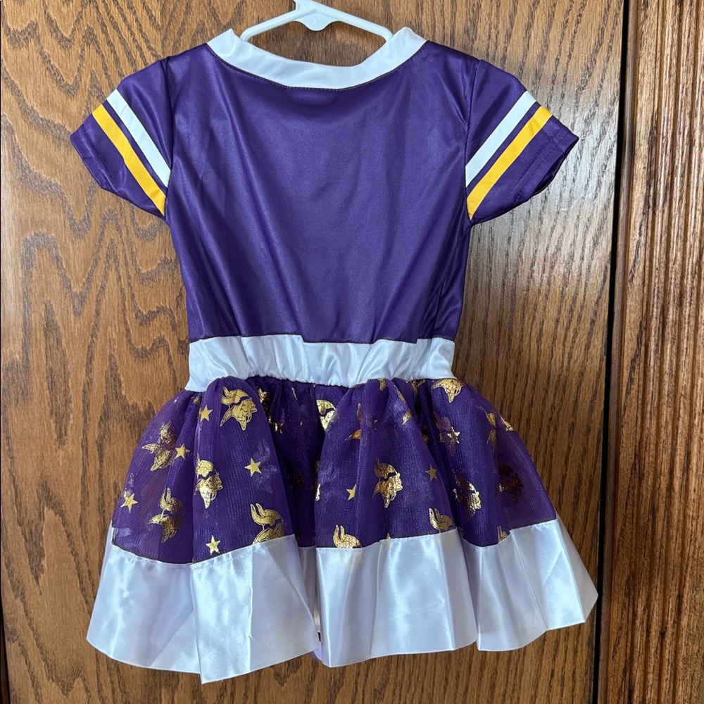 NFL Purple and White Cheerleader Dress Minnesota Vikings Tutu Football 2T - Picture 5 of 5